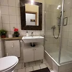Moderne In Zentraler Lage Mit Balkon - Wlan * ماغديبورغ