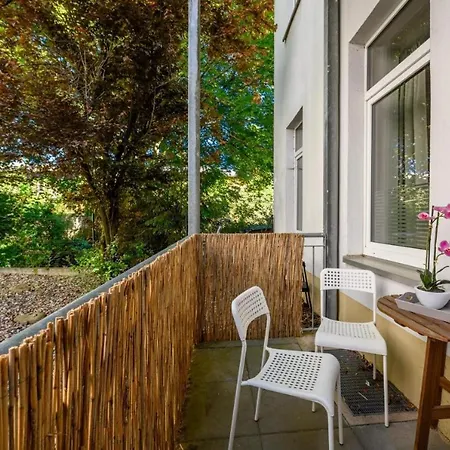 Moderne In Zentraler Lage Mit Balkon - Wlan Magdeburgo