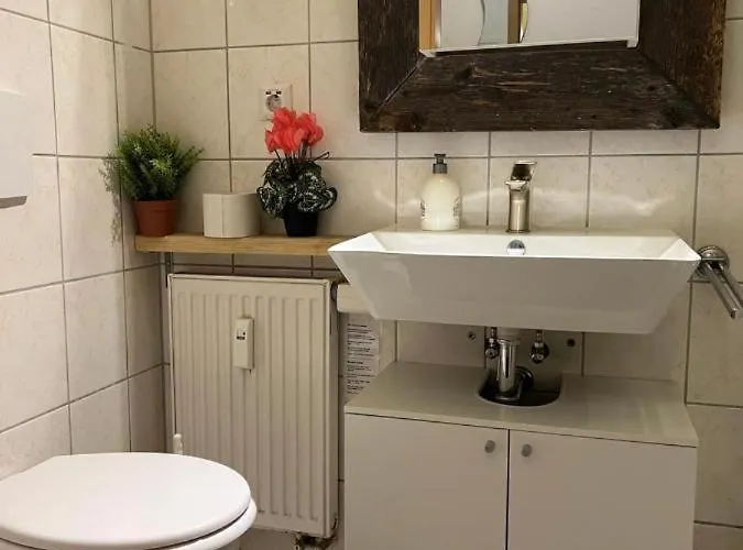 Moderne In Zentraler Lage Mit Balkon - Wlan 마그데부르크