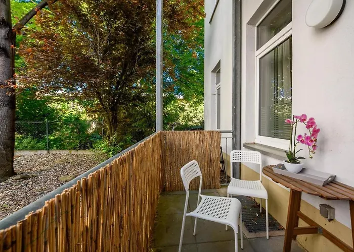 Moderne In Zentraler Lage Mit Balkon - Wlan 마그데부르크